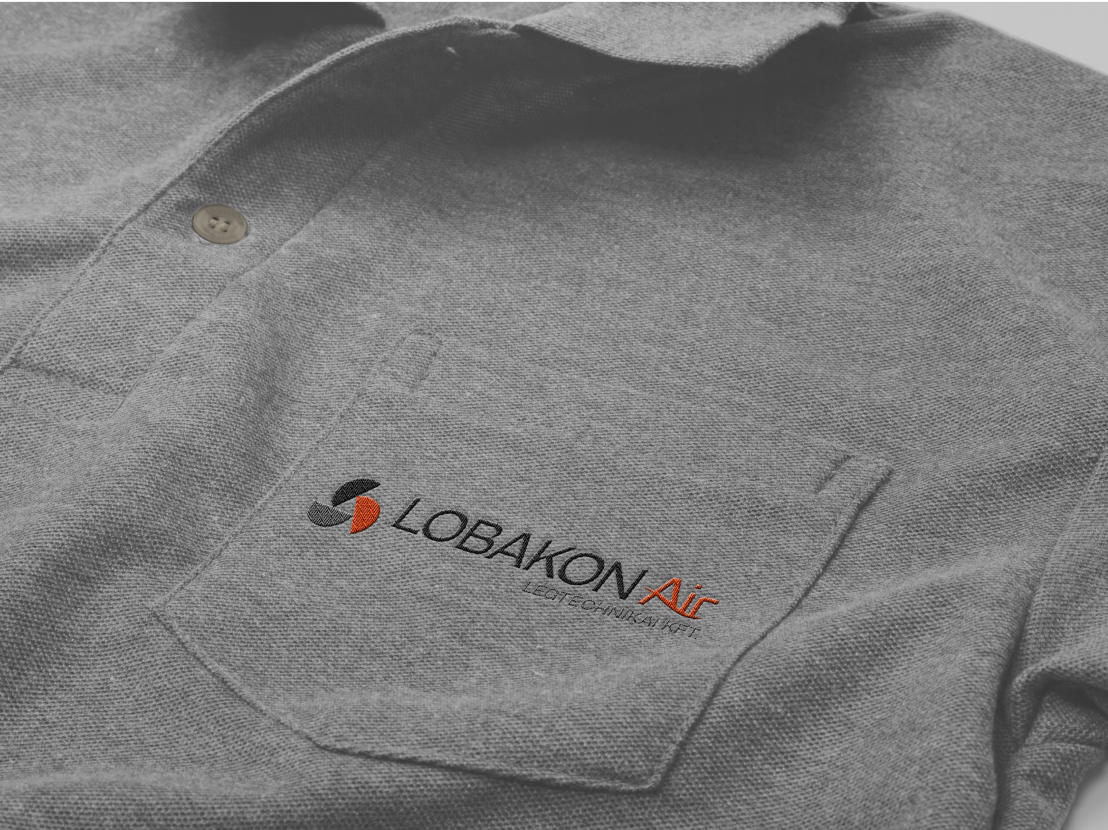 Arculat látványterv - logó pólóba hímezve